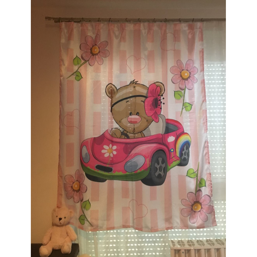 Teddy macis, autós, fényes szatén babafüggöny